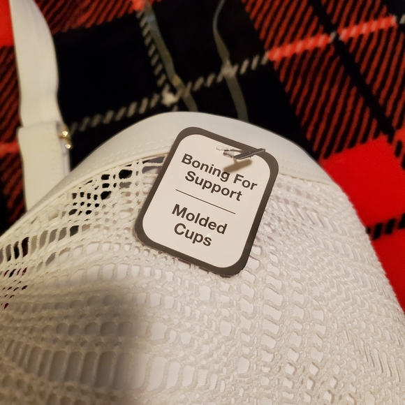 Time and Tru White two piece bathing suit. 2x bottoms/ 3x top.   NWT. - Picture 9 of 12